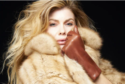 Why Cashmere Lined Leather Gloves Are the Ultimate Winter Essential